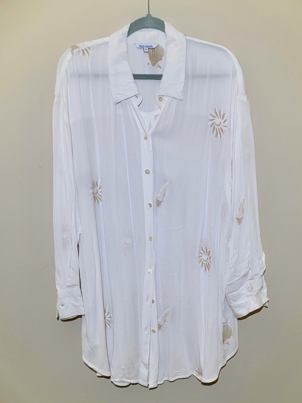 NWOT Blue Island White Sheer Embroidered Long Length Tunic Top Cover Up. XL